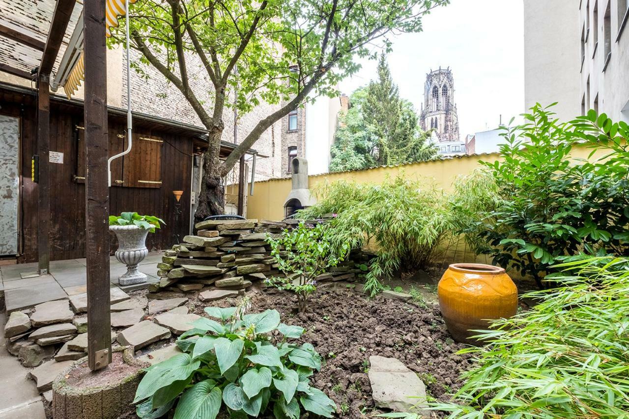 Basement Apartment Köln Exteriör bild